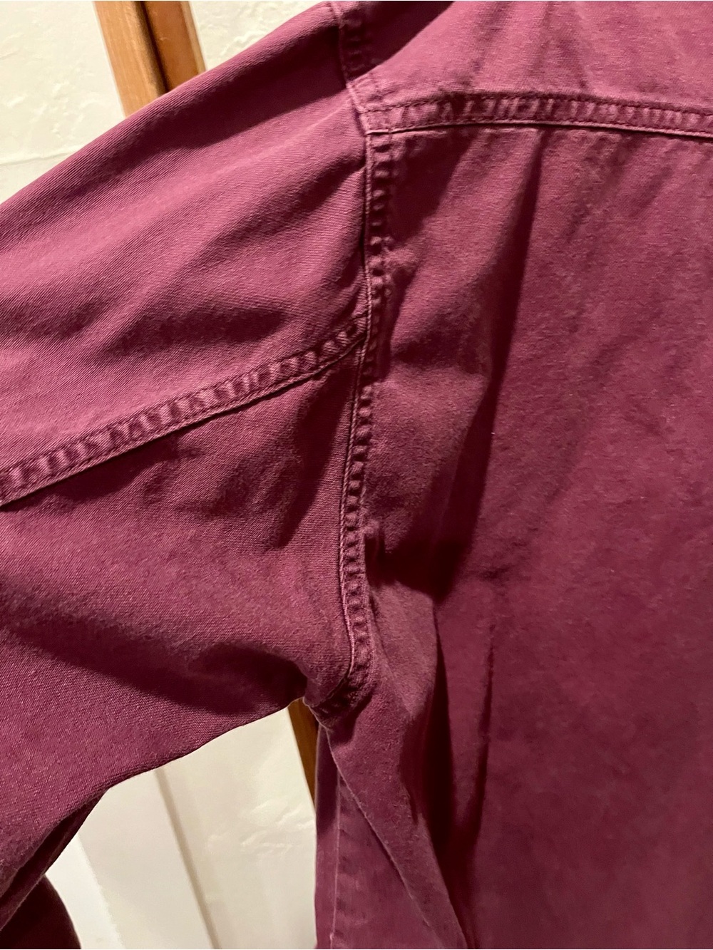 Vintage Levi's Men's Maroon Button-Up Shirt Jacket - Picture 6 of 12